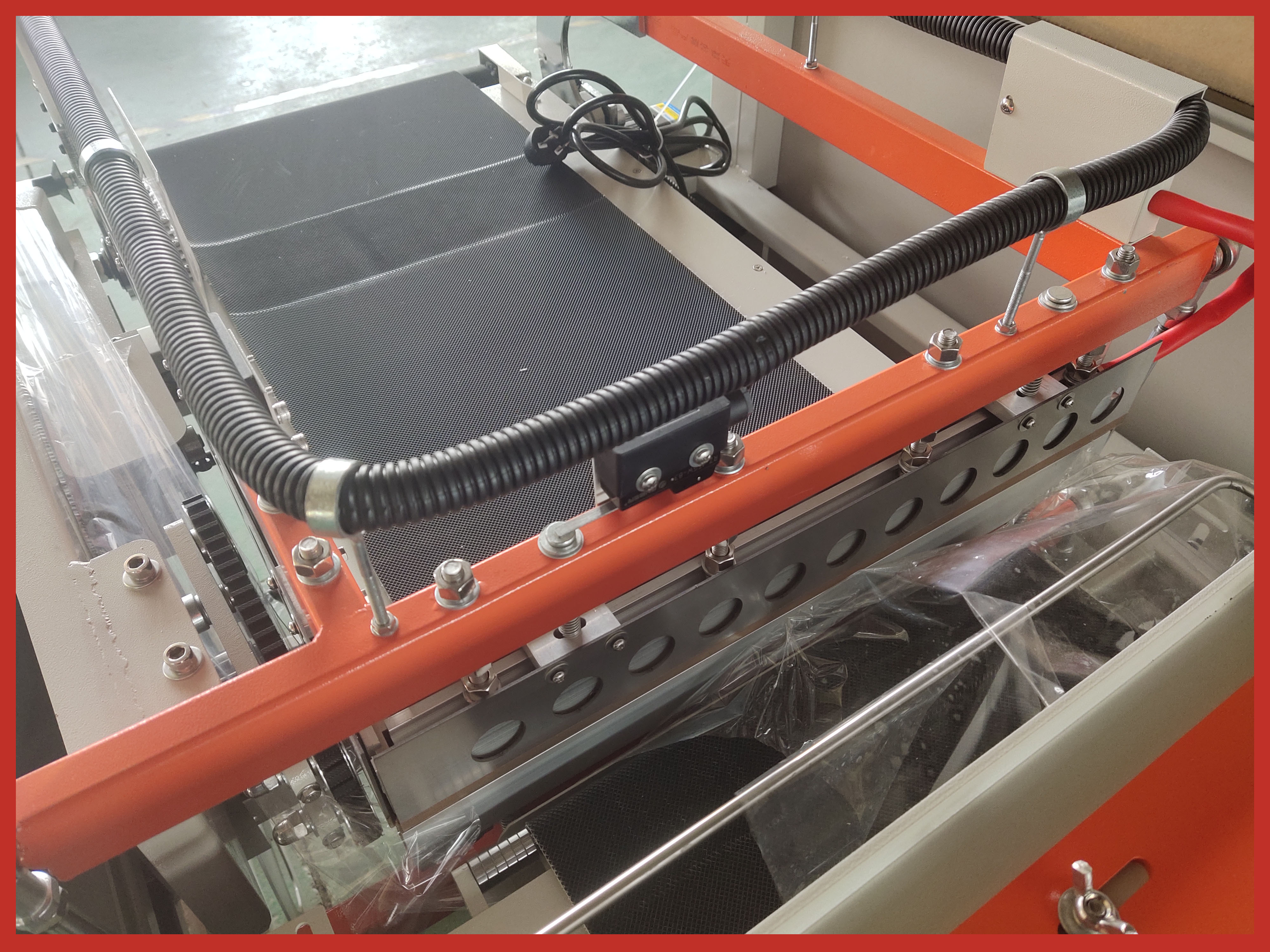 熱收縮包裝機(jī) 熱收縮包裝機(jī)